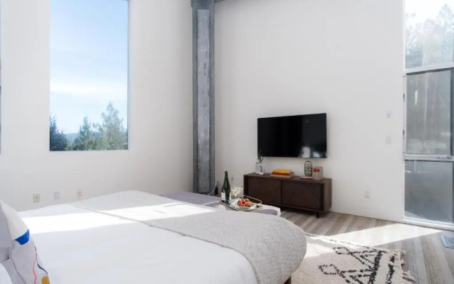 photo 4 of Blue Steel by AvantStay Ultramodern Architectural Masterpiece w Gorgeous Views