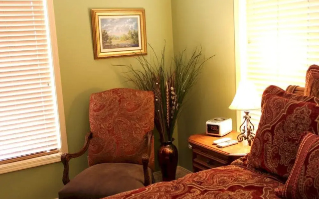 photo 3 of Blue Water Bungalow