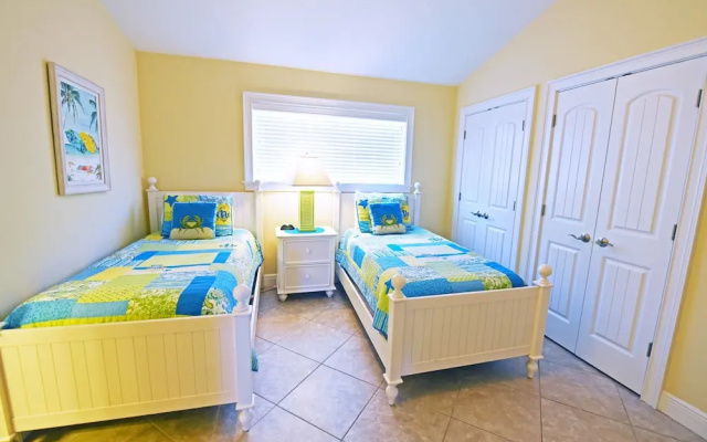 photo 2 of Blue Water View Apartment 6