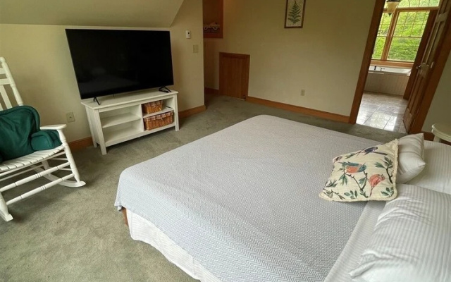 photo 3 of Blueberry More Limit 17 7 Bedroom Home by RedAwning