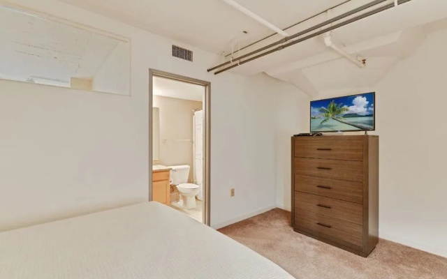 photo 4 of Bluebird Suites at the Warehouse District