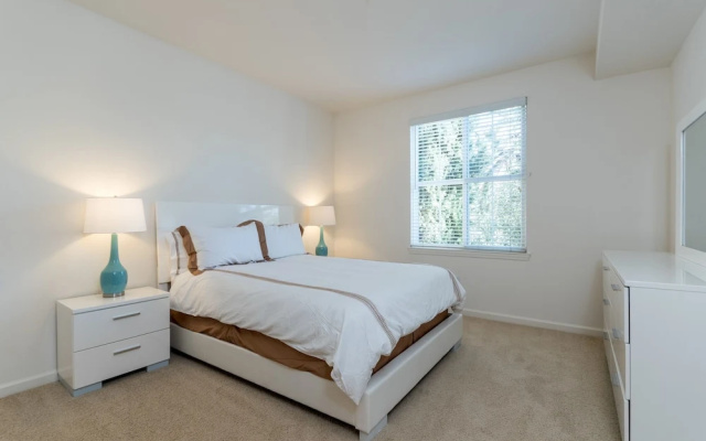photo 3 of Bluebird Suites in North San Jose