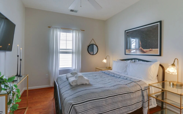 photo 5 of Bluffton Vacation Rental w/ Private Hot Tub