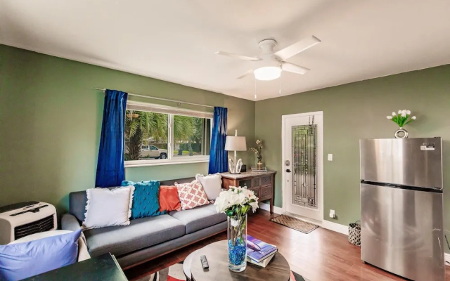 photo 5 of Uhost AI Quaint 1BR w Patio Kitchenette