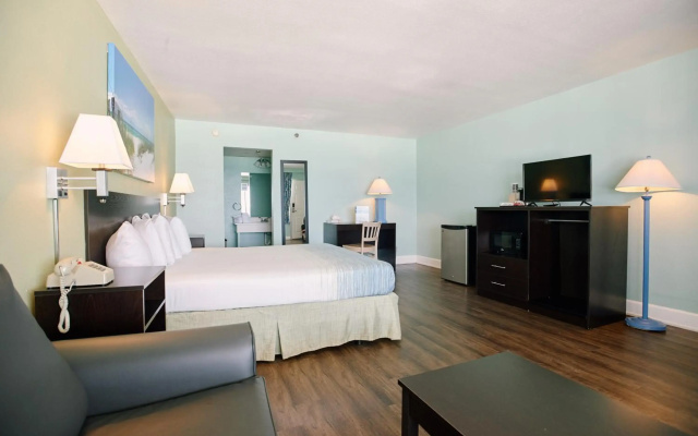 photo 5 of Boardwalk Beach Hotel
