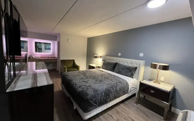 photo 5 of Boardwalk Suites Baton Rouge