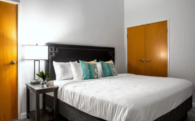 photo 2 of BOLD 2BR/2BA In The Block Apartment by CozySuites