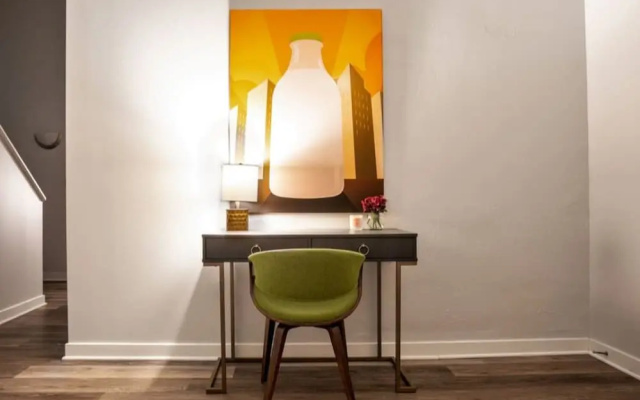 photo 3 of BOLD 2BR/2BA In The Block Apartment by CozySuites