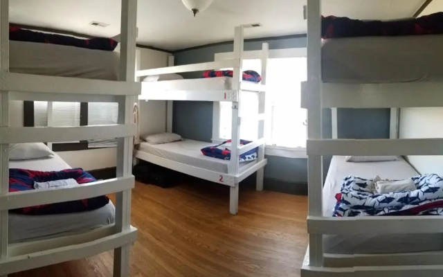 photo 5 of Bon Paul & Sharky'S Hostel