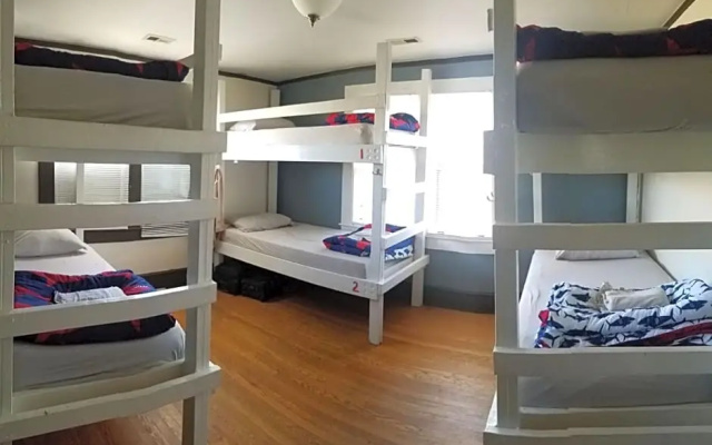 photo 5 of Bon Paul & Sharky's Youth Hostel