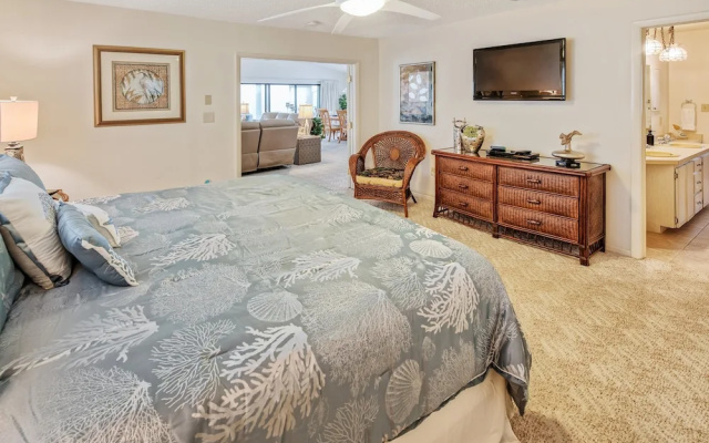 photo 5 of Bonita Beach 27050