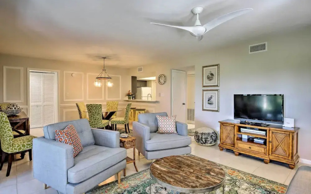 photo 3 of Bonita Springs Condo 4 Mi to Beach: Private Patio!