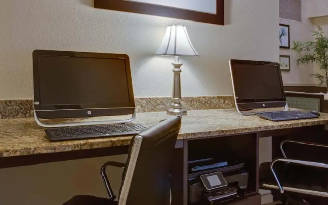 photo 4 of Bonita Springs Lodge& Suites