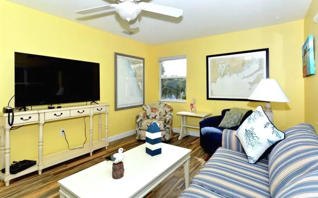 photo 2 of Boogie Board 1 Bedroom 1 Bathroom Condo