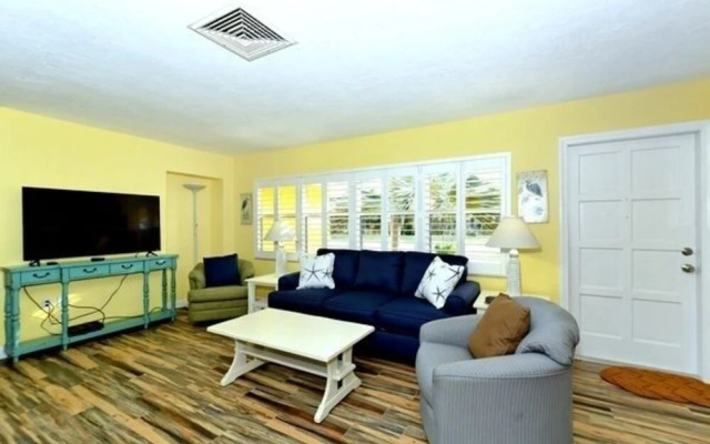 photo 4 of Boogie Board 1 Bedroom 1 Bathroom Condo