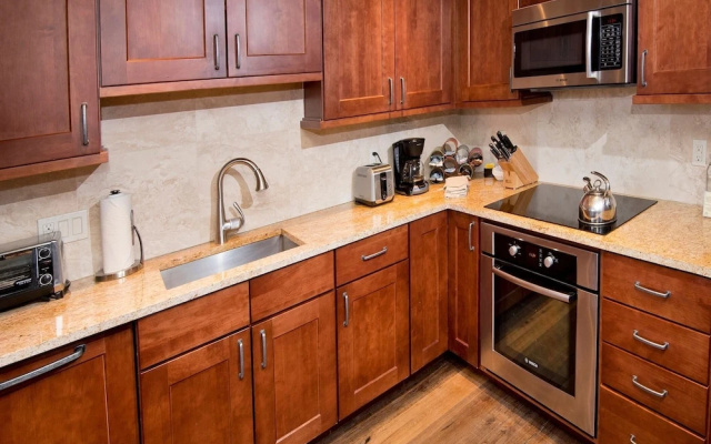 photo 3 of Premier Mountainside 2 BR Condo at Lodge at Vail by RedAwning - Save 20% on 7+ Nights!