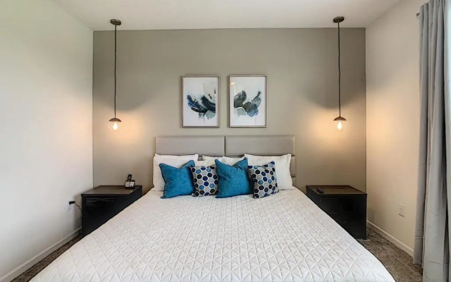 photo 3 of BOOK NOW!! WONDERFUL NEW BRAND 3BDM CONDO - NEWLy FURNISHED