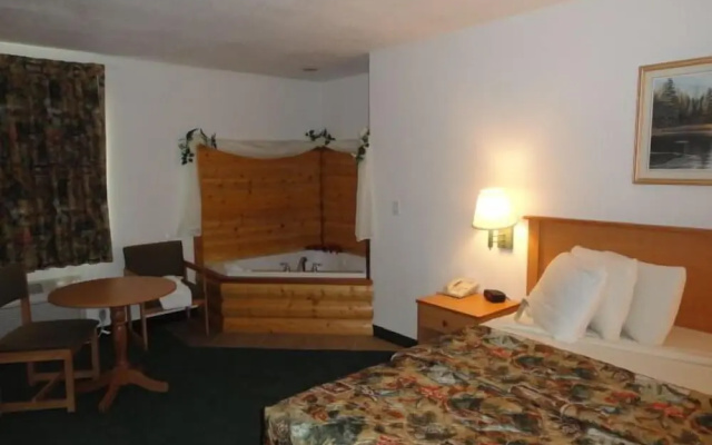 photo 4 of Booneslick Lodge Jane