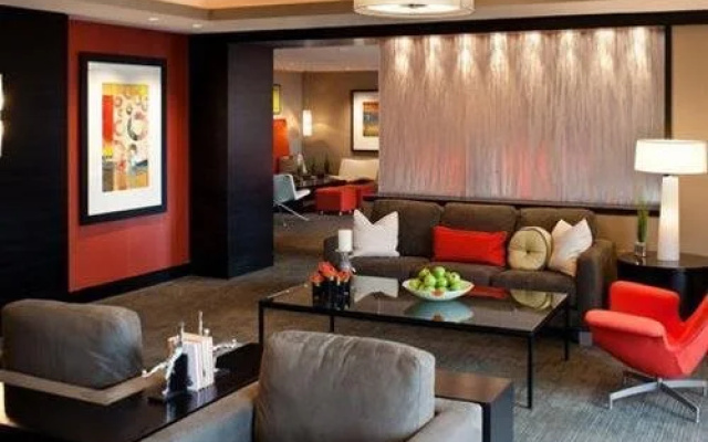 photo 2 of Global Luxury Suites at Pentagon City South