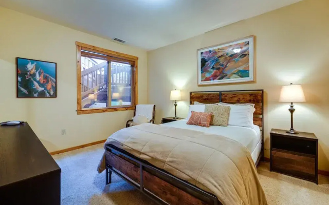 photo 2 of Boulders Truckee Condo Near Donner Lake + Skiing!