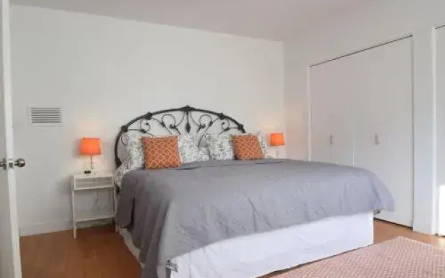 photo 4 of Boutique Citrus