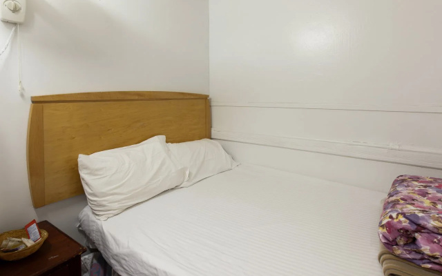 photo 3 of Bowery Grand Hotel - Hostel