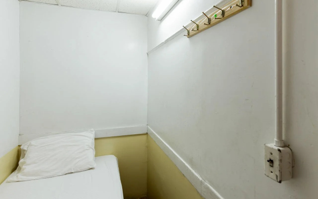 photo 4 of Bowery Grand Hotel - Hostel