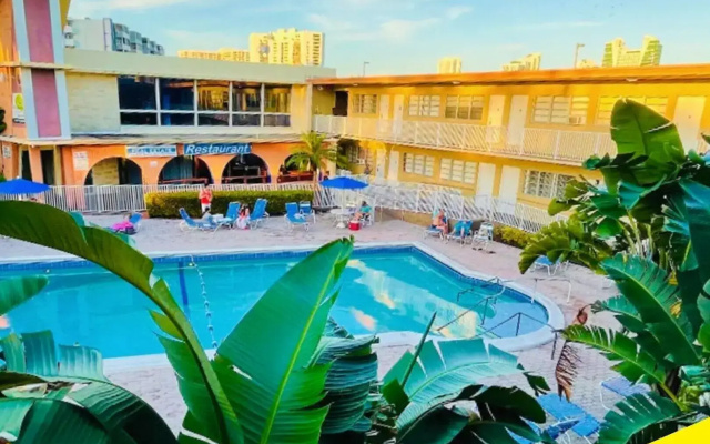 photo 3 of Bposhtels Hollywood Florida - Hostel