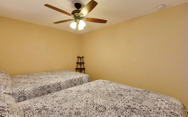 photo 3 of 10 Mi to Coquina Beach: Spacious Bradenton Duplex
