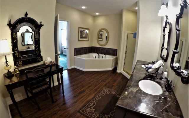 photo 3 of Bradford House Bed & Breakfast