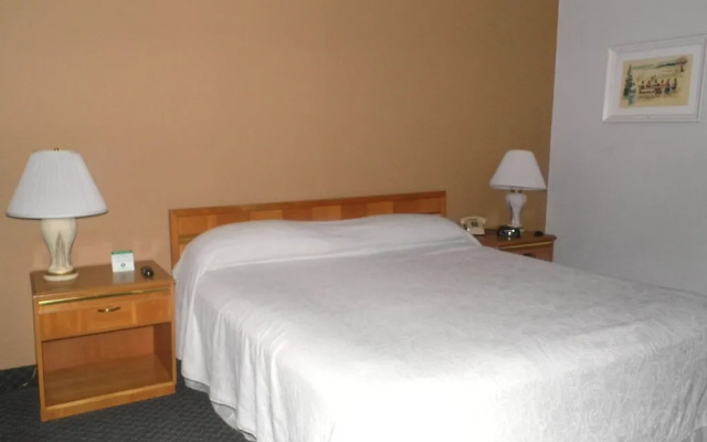 photo 5 of Bradford Inn and Suites