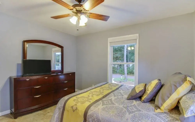 photo 4 of Bradley Circle 9
