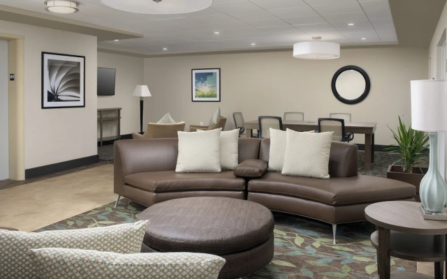 photo 2 of Bragg Towers Extended Stay Hotel