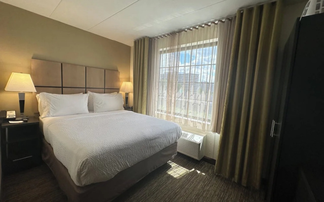 photo 3 of Bragg Towers Extended Stay Hotel