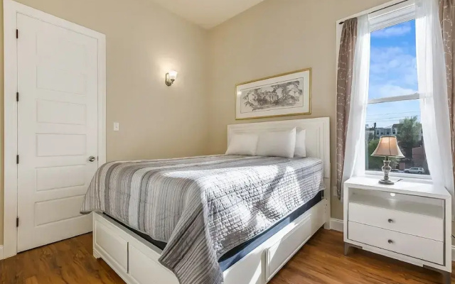 photo 4 of Spacious 5BD Penthouse in NOLA
