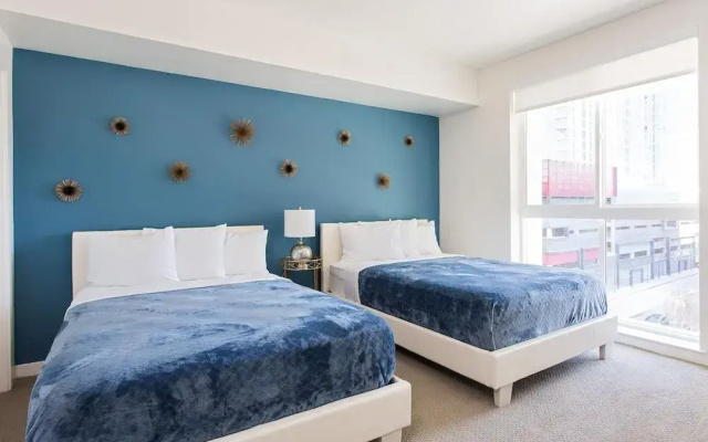 photo 2 of Brand New Downtown La Luxury Apartment