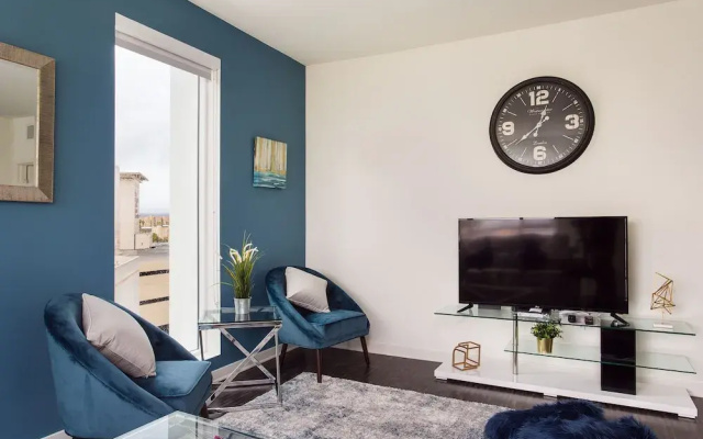 photo 4 of Brand New Downtown LA Luxury Penthouse