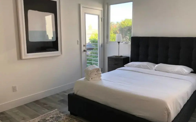 photo 3 of Brand NEW Luxury Spacious 3bdr Townhome Close to 3rd St