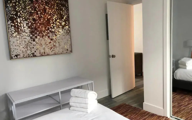 photo 4 of Brand NEW Luxury Spacious 3bdr Townhome Close to 3rd St