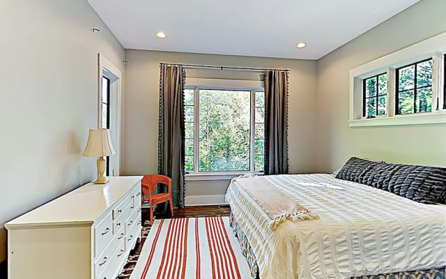 photo 4 of Brand-new Lakefront W/ Boathouse 4 Bedroom Home