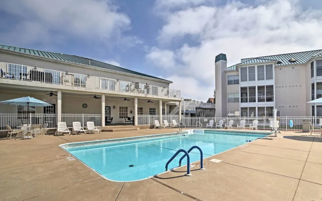 photo 5 of Branson Condo w/ Pool: 2 Mi to Table Rock Lake