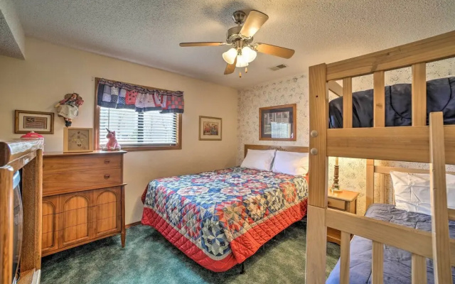 photo 5 of Branson Condo w/ Views: 2 Mi to Silver Dollar City