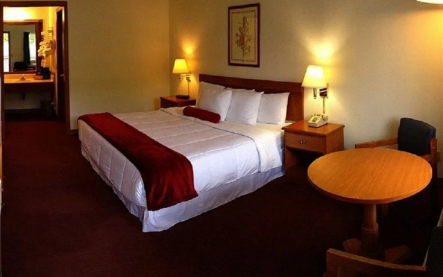 photo 4 of Branson Plantation Inn