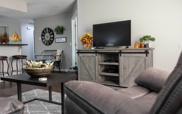 photo 2 of Branson Resort Condo - 3 Miles to the Strip!