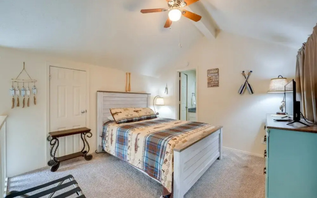 photo 4 of Branson Vacation Rental w/ Loft ~ 4 Mi to Downtown