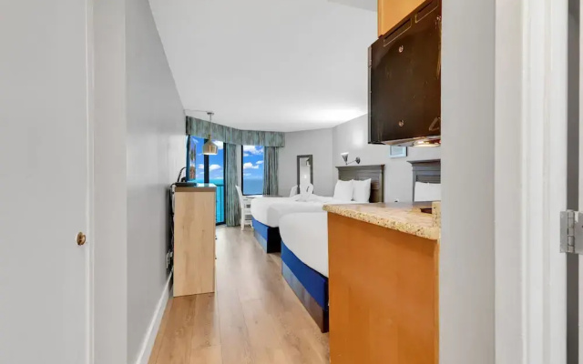photo 5 of Breakers Boutique Condos | Oceanfront