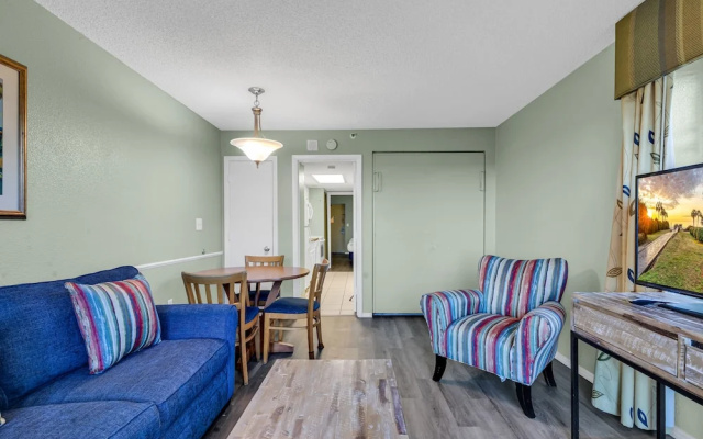 photo 4 of Breakers Sailfish Condos by Hosteeva