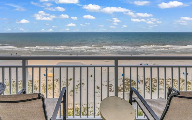 photo 2 of Breathtaking 2BR w Oceanview