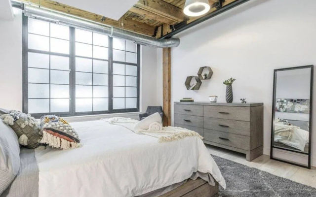 photo 5 of Breathtaking 6 BDR Luxury Condo Downtown Chicago