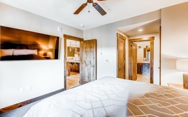 photo 4 of One Bedroom Luxury Condo on Main Street in Downtown Breckenridge